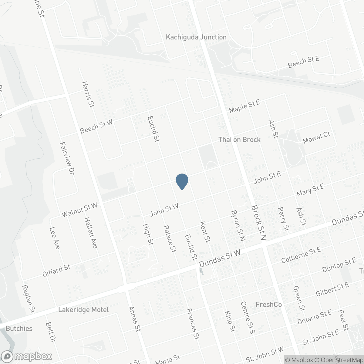 403 WALNUT STREET W, Whitby, Ontario L1N 2W4